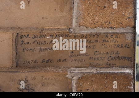 Noms et les détails de soldats canadiens ont trouvé à la Police Station sans fil, West Wickham. Ces ont été écrits PENDANT LA SECONDE GUERRE MONDIALE 2. Banque D'Images