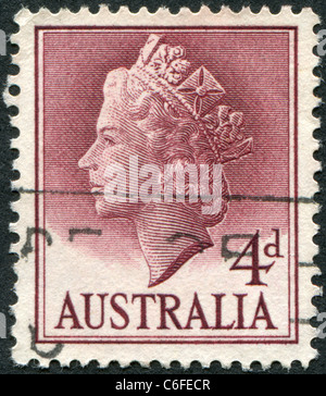 Australie - 1957 : timbre imprimé en Australie, montre la reine Elizabeth II Banque D'Images