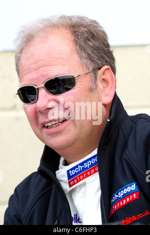 BTCC British Touring Car Championship John George pilote de course. Banque D'Images