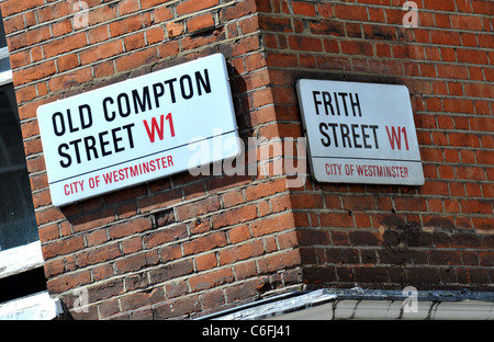 Frith Street et Old Compton Street, Soho, signes, la Grande-Bretagne Londres, Royaume-Uni Banque D'Images