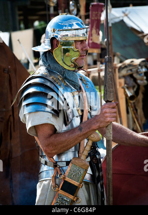 Soldat romain à une reconstitution historique militaire Banque D'Images