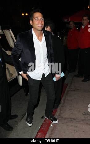 Joe Francis Le OK ! Magazine 2010 Pre-Oscar Cocktail en Beso - devant le hall des arrivées des Los Angeles, Californie - 05.03.10 RHS Banque D'Images