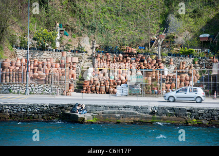 Les chaudrons et Pithoi,Straights le Bosphore, la mer de Marmara, corne d'or, Istanbul, Constantinople,Turquie Banque D'Images