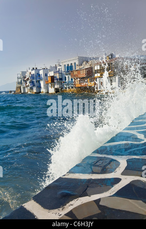 La petite Venise de Mykonos, au bord de l'eau (Hora), îles Cyclades, Grèce, Europe Banque D'Images