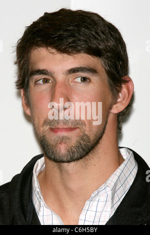 Médaillé d'or olympique Michael Phelps visites Macy's Herald Square New York City, USA - 24.04.10 PNP Banque D'Images