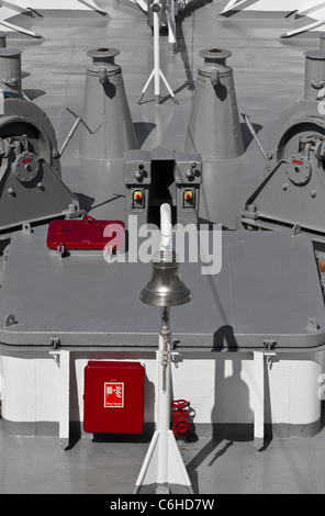 Cloche du navire sur la Fred Olsen cruise liner, 'Black Watch' Banque D'Images
