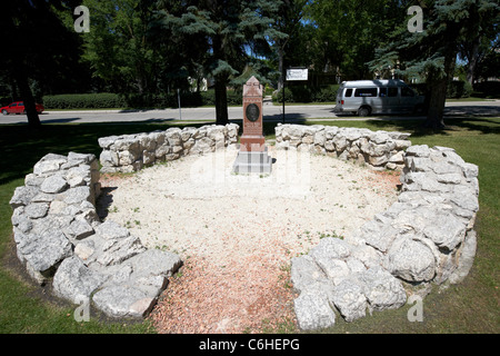 La tombe de Louis Riel dans l'enceinte de la cathédrale de Saint-Boniface Winnipeg Manitoba canada quartier français Banque D'Images