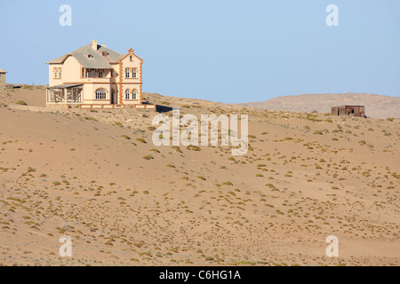 Des maisons abandonnées dans la ville fantôme de Kolmanskop Banque D'Images