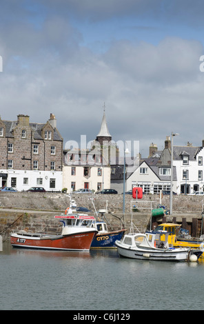 Les bateaux de pêche amarrés au port de Stonehaven - Kincardienshire Banque D'Images