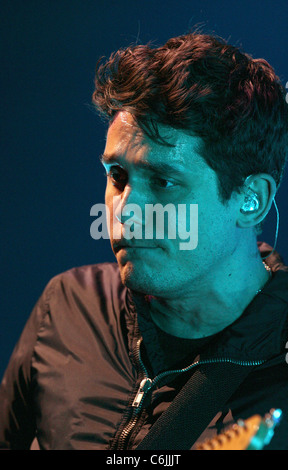 Chanteur John Mayer sur scène lors de sa tournée d'études 'Bataille', au Madison Square Garden - New York City, USA - Banque D'Images