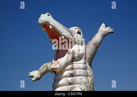 Signe de crocodile, de l'Adelaide River Queen Cruises, Adelaide River, Territoire du Nord, Australie Banque D'Images