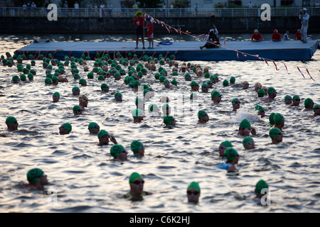 La longue distance de triathlon de Vichy (Allier - France). Triathlon Longue distance de type Ironman, à Vichy (Allier - France). Banque D'Images