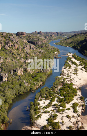 À l'Est de la vallée de la rivière Crocodile, à la lisière du Parc National de Kakadu, la terre d'Arnhem, dans le Territoire du Nord, Australie - vue aérienne Banque D'Images