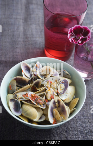 Tellina clams avec de la chaux et de pâte de piment Banque D'Images