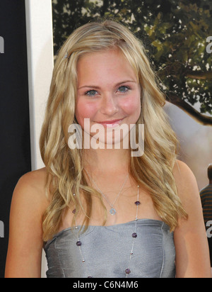 Ashley Taylor renversé première à l'Arclight Theatre de Los Angeles