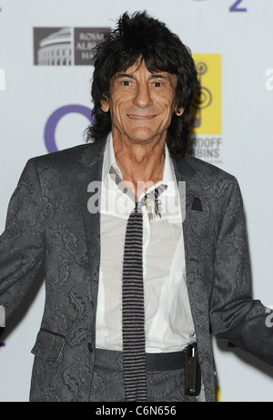 Ronnie Wood O2 Silver Clef Awards 2010 tenue à l'hôtel Hilton de Londres, le Park Lane - Arrivées. Londres, Angleterre - 02.07.10 Banque D'Images