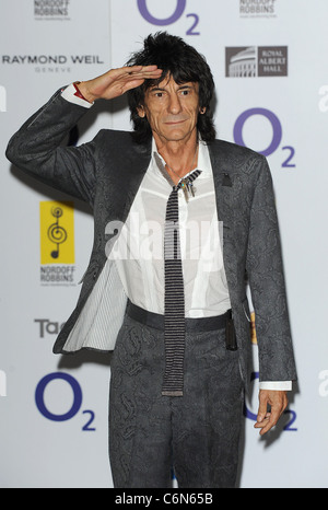 Ronnie Wood O2 Silver Clef Awards 2010 tenue à l'hôtel Hilton de Londres, le Park Lane - Arrivées. Londres, Angleterre - 02.07.10 Banque D'Images