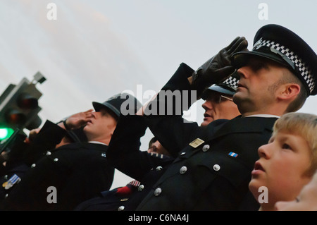 Les officiers supérieurs de la Police La Police de Wiltshire assister à la cérémonie du crépuscule. Royal Wootton Bassett 31/08/2011 Banque D'Images