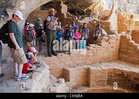 La maison longue falaise en séjour à Mesa Verde National Park Banque D'Images