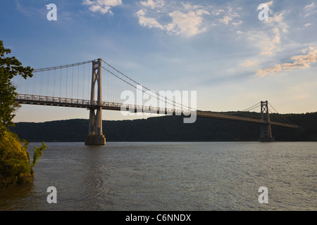 Mid-Hudson Bridge sur le fleuve Hudson dans l'État de New York Banque D'Images