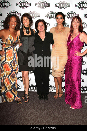 Erika Ringor, Traci Dinwiddie, Directeur Nicole Conn Necar Zadegan, et Mary Wells le Los Angeles Premiere de 'Elena irréversible" Banque D'Images