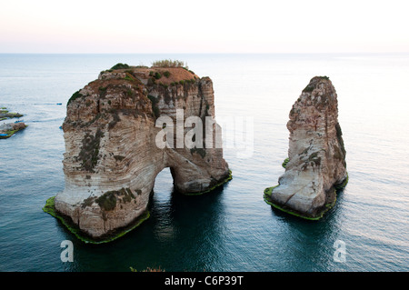 Pigeon Rocks. Beyrouth, Liban Banque D'Images