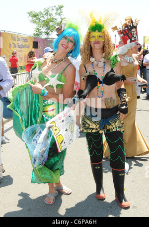 2010 Parade en atmosphère Mermaid Coney Island New York City, USA - 19.06.10 Ivan Nikolov Banque D'Images