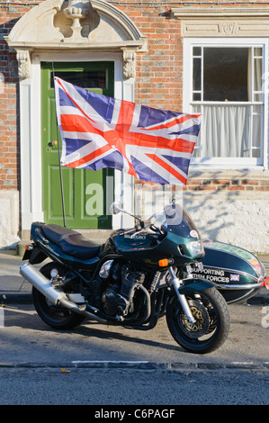 Et d'un side-car moto appartenant aux états de héros afghans, soutenir les troupes britanniques Banque D'Images