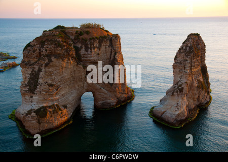 Pigeon Rocks. Beyrouth, Liban Banque D'Images