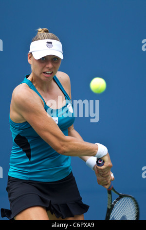 Vera Zvonareva (RUS) en compétition à l'US Open de Tennis 2011. Banque D'Images