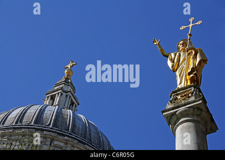La Cathédrale St Paul, cimetière, Londres. Banque D'Images