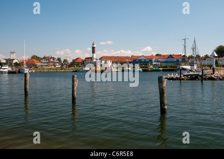 Leuchtturm Timmendorf Strand, à l'île de Poel, mer Baltique, Mecklenburg-Vorpommern, Allemagne, Europe Banque D'Images