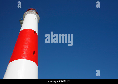 Low angle view of light house against a blue sky Banque D'Images