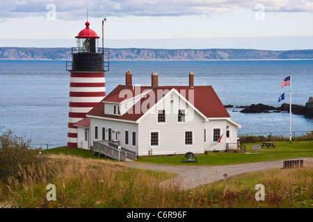 Quoddy Head Lighthouse West à Lubec, Maine. Banque D'Images