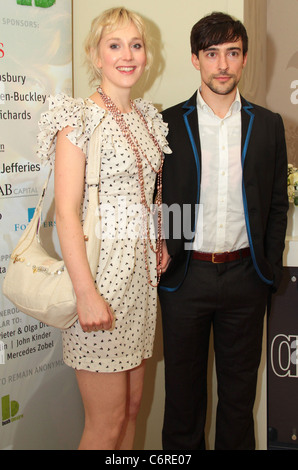 Hattie Morahan et Blake Levasseur, assiste à l'Antiquités Art Gala Londres Londres, Angleterre - 09.06.10 Schirley Amaral Banque D'Images