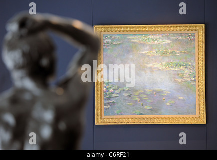 Bassin aux nymphéas de Claude Monet - 1906, évalués à 40 millions de livres d'Art Moderne et impressionniste Vente du soir le 23 juin 2010 - Communiqué Banque D'Images
