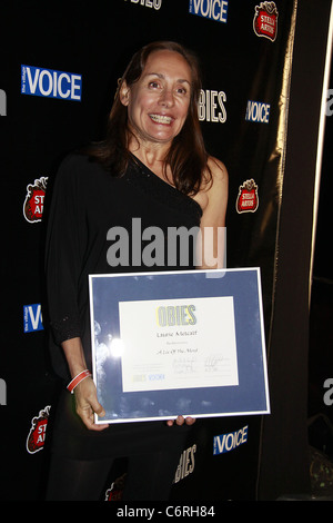 Laurie Metcalf participant à la 2010 Village Voice prix OBIE, honorant le meilleur de Broadway, qui s'est tenue au Webster Hall. New York Banque D'Images