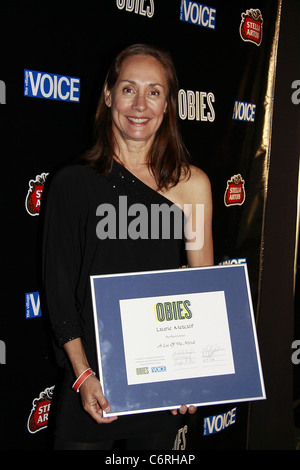 Laurie Metcalf participant à la 2010 Village Voice prix OBIE, honorant le meilleur de Broadway, qui s'est tenue au Webster Hall. New York Banque D'Images