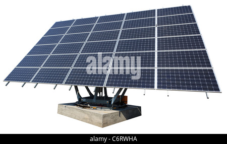 L'usine d'énergie solaire isolé sur fond blanc avec chemin de détourage. Banque D'Images