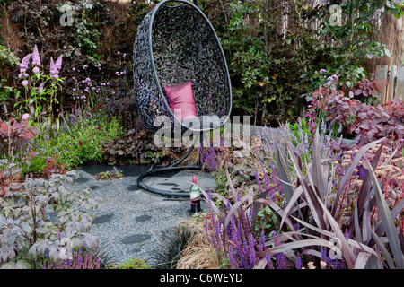 Black & Blue, RHS Flower Show Tatton Park, 2011, conçu par Clive Scott, a remis la médaille d'Or Banque D'Images