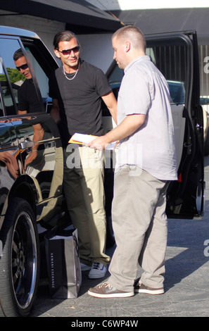 Gavin Rossdale shopping à l'Armani Exchange sur Robertson Boulevard à Los Angeles, Californie - 06.05.10 KOKOPIX Banque D'Images