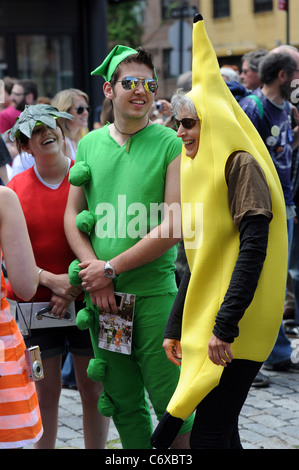 Les végétariens prennent part à la Veggie Pride Parade annuelle dans le Meatpacking district de New York, USA le 16 mai 2010. Banque D'Images