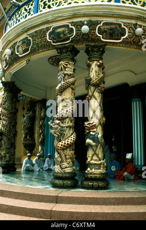 Entrée du Grand Temple de Cao Dai, Tay Ninh, Vietnam Banque D'Images