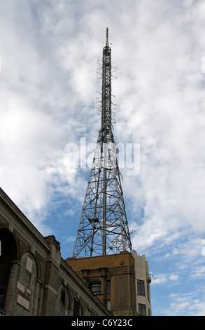 Mât de transmission sur l'Alexandra Palace London UK Banque D'Images