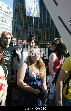 Des étudiants de toute la région se sont réunis à Farragut Square pour ce qui s'est révélé être une manifestation inhabituelle. Ils ont organisé un Banque D'Images