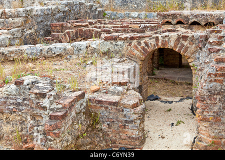 Hypocauste des thermes de la paroi (Thermae) à Conimbriga, le mieux conservé des ruines de la ville romaine au Portugal. Banque D'Images