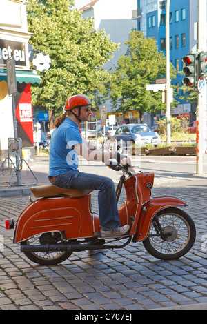 Cycle vélo berlin europe allemagne ddr rda cyclomoteur moto Moto Moto Moto moteur Banque D'Images