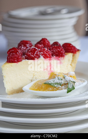 gâteau aux framboises Banque D'Images
