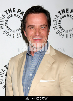 Tim DeKay 'Nettoyer' vient en col blanc : Une soirée avec la distribution l'équipe créative de Paley Center for Media, Los Angeles Banque D'Images