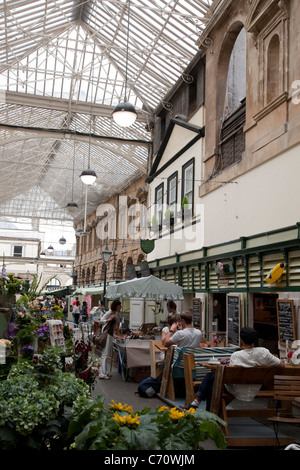 Marché intérieur de St Nicolas, Bristol, England, UK Banque D'Images